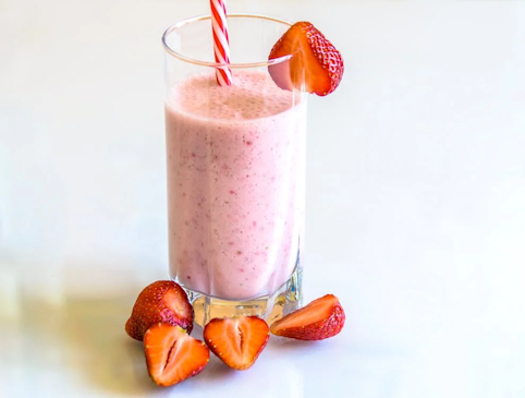 Strawberry Smoothie with Creatine